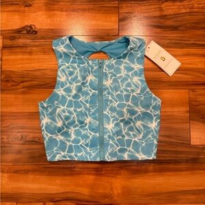 NWT Buff Bunny Limitless Sports Bra, Reflection Print Blue